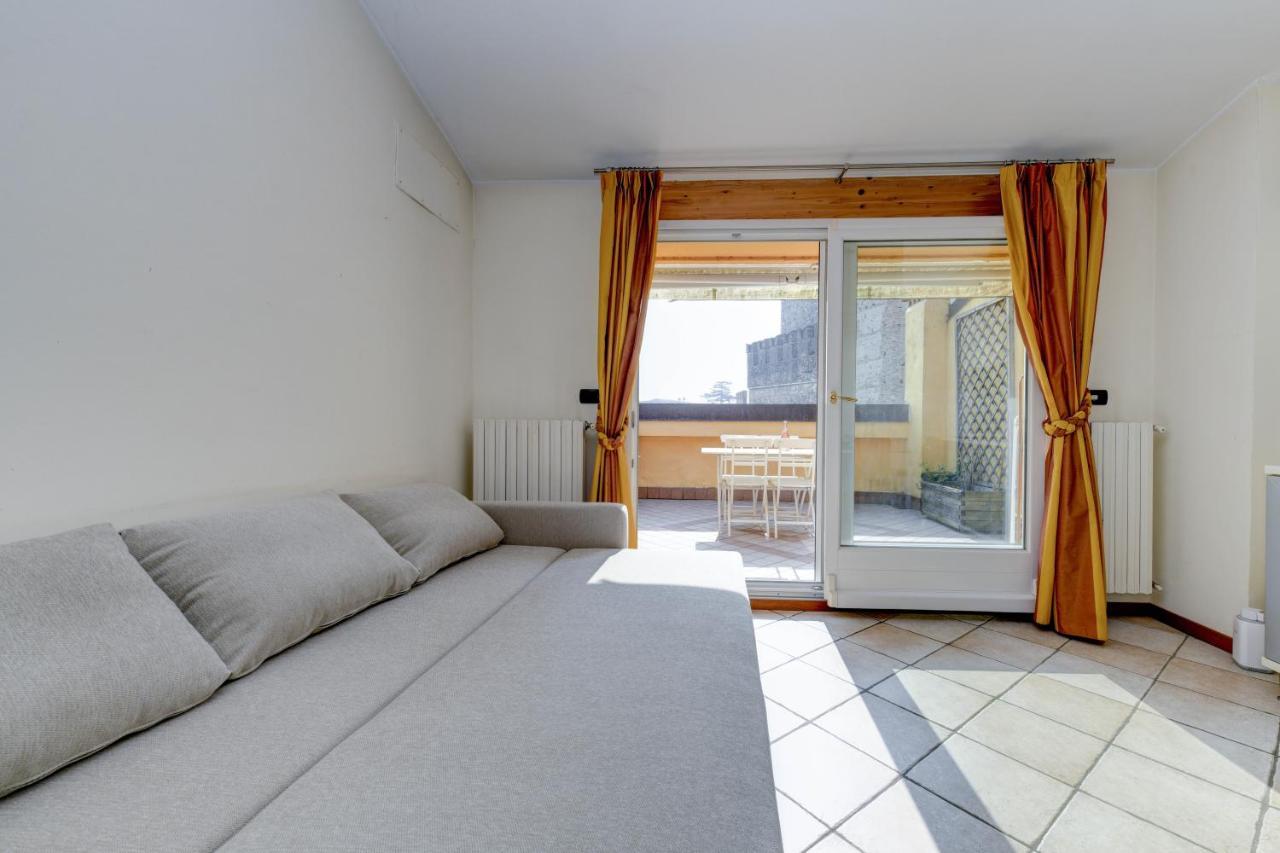 Sunset Apartment Home & Terrace Sirmione Exterior foto