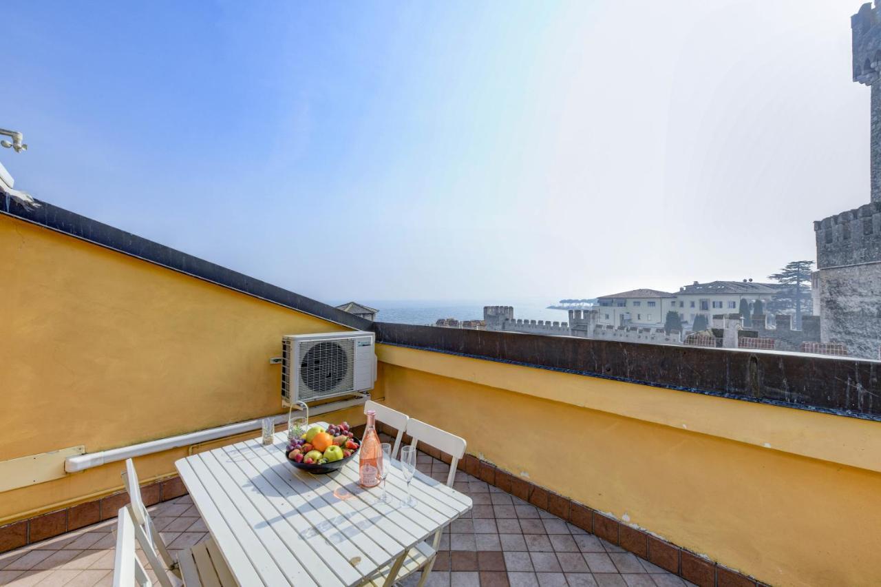 Sunset Apartment Home & Terrace Sirmione Exterior foto